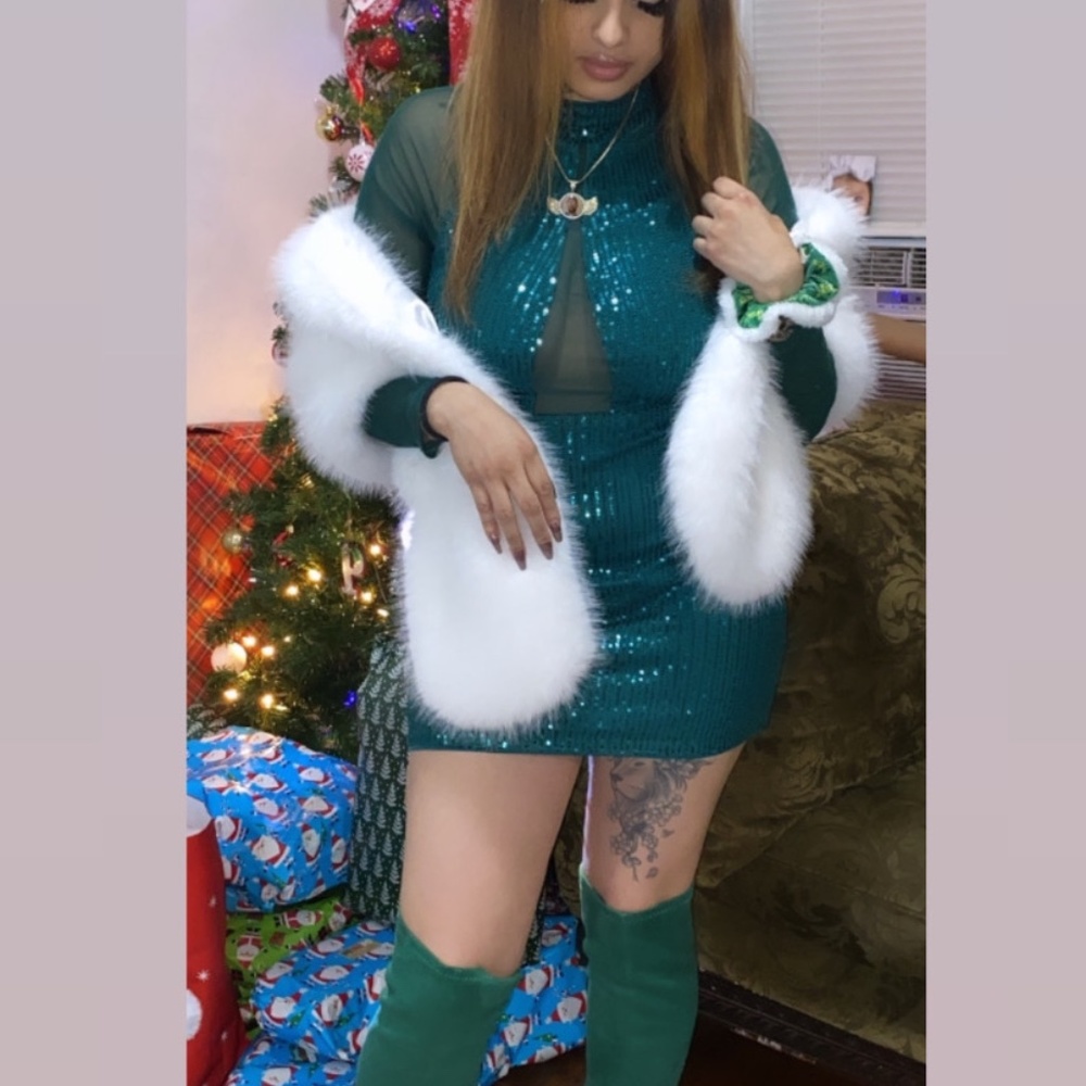 Dress - Picture 5 of 6